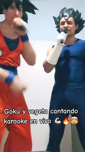 Goku y Vegeta Cantando Karaoke en Vivo