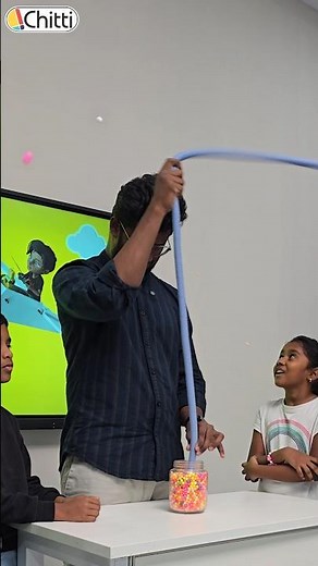 சுத்துனா பறக்கும் | Chitti at School