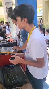 8.6K views · 71 reactions | De estudiante normal a LEYENDA en segundos  | Dusten | Facebook