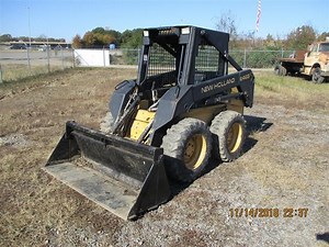 1997 New Holland LX465 Skid Steer | Construction