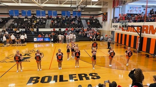 Check out that full down! Claire and her stunt group have been working hard to master this skill, and we are so proud they have it to share with our fans! 🧡 The girls brought some extra fun to “Give me a K” tonight with their signs. It was a great way to end 2025. We are looking forward for cheering on our Boilermakers again on Jan 6th! 🏀 Wishing you all a Merry Christmas & Happy New Year from KHS Cheer! 🎅🏼 📣🎄 | KHS Cheerleading