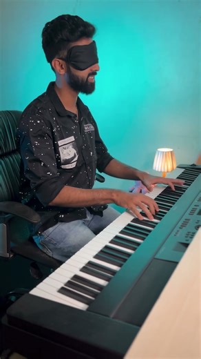 Experience by Ludovico Einaudi | Blindfolded Piano 🎹