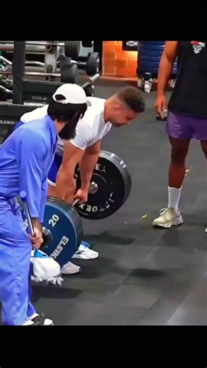 Anatoly's Hilarious Gym Prank on Bodybuilders