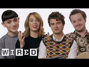 「ストレンジャー・シングス」キャストが「ファンの考察」を検証 | WIRED.jp