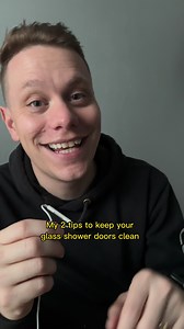 41K views · 1.5K reactions | 2 quick tips to keep glass shower doors clean! #cleaningtips #cleaningtipsandtricks | Clean That Up | Facebook