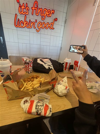 @lathenrt @𝓟 @່ #fyp #kfc #adl #uwu | kfc fast food