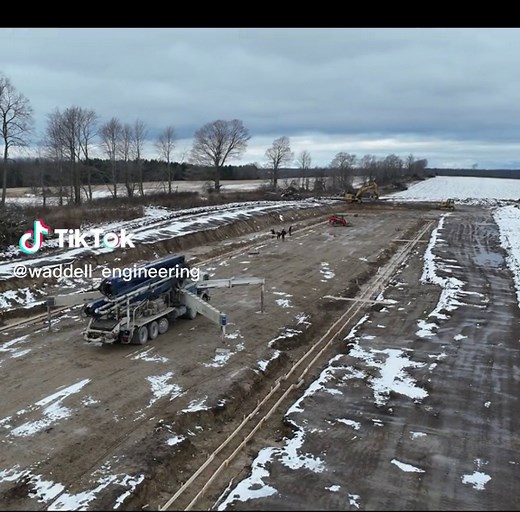 Setting up to pour a 65x500 turkey barn