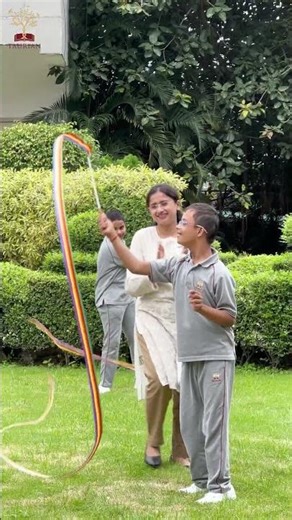 Giggles & Goals | Grade 4 Parachute Play