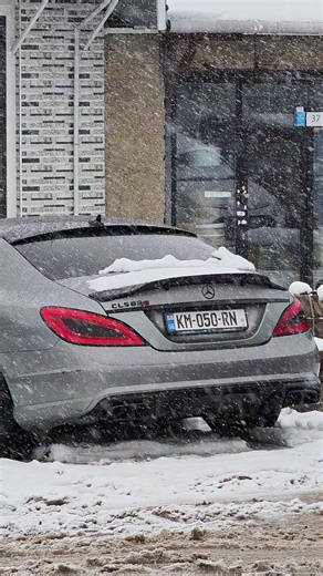 The Mercedes-Benz CLS 63 AMG.Would you like me to generate some high-performance images of a custom CLS 63 for you? #cls63amg #cls63 #cls #kesfet #amg