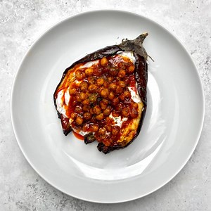 23K views · 65 reactions | What’s your favourite way of cooking aubergines? @tastycurls is roasting it until it’s melt in the mouth soft then spreading on a spiced yoghurt sauce with harissa chickpeas ? | Tasty UK | Facebook