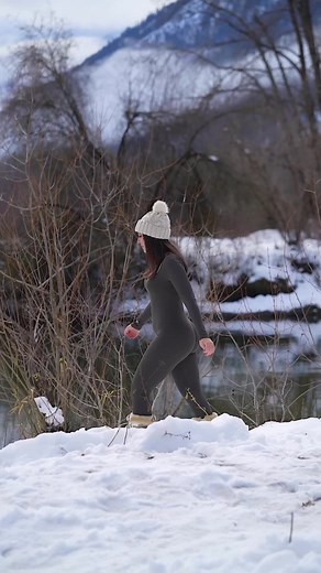 Snowy Adventure in Washington | Embracing the Flow