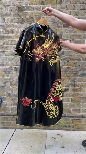 Appliqué Dragon Dress #fashion #dress #art #dragon