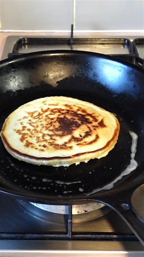 It’s a Pancake Day 🥞🥞混ぜるだけ パンケーキレシピ #pancake #shorts