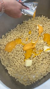 22M views · 94K reactions | best way to make mac and cheese | The Midwest Ladies | Facebook