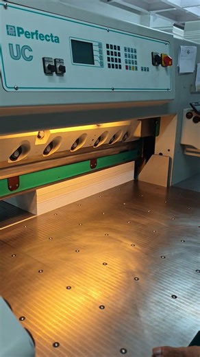 commercial offset printer with Perfecta UC Paper Cutting Machine,