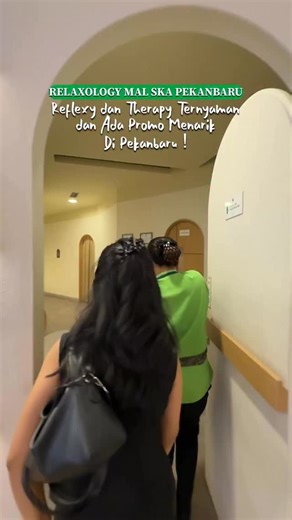 Domin Johanes | Food and Lifestyle on Instagram: "Di pekanbaru menikmati waktu santai cocoknya reflexy dan therapy disini aja ! Lagi banyak promonya di akhir tahun ini, bonus 30 menit ! @relaxology_malska Dan today aku bareng adikku @junisianturiii yang udah lelah seharian berkelana, langsung cus kejar reflexy disini mumpung ada promo ! #pekanbaru #pku"