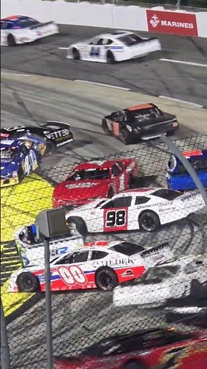 TREACHEROUS TURN 1 PILE UP: LATE MODEL RACING MARTINSVILLE SPEEDWAY