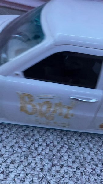 I’m gonna redo this with my other dolls soon👻#foryoupage #heyjuicy #fyp #dolls #foryou #bratz