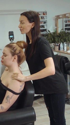 #asmr #asmrmassage #asmrladybarbers #asmrheadmassage #asmrneckmassage #asmrshouldersmassage #asmrmassagebyadel #asmrbarber #barbermassage #asmrsounds #asmrvideo #asmrtiktoks #massage #massageasmr #barbermassage