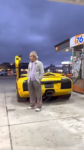 2006 Lamborghini Screaming at 7,500 RPM @ziyaddizayee #lamborghini #murcielago #videography | Noah Nono