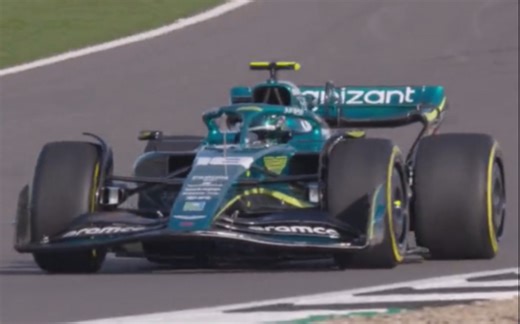 阿斯顿-马丁 F1 2022 新车 AMR22 银石首航