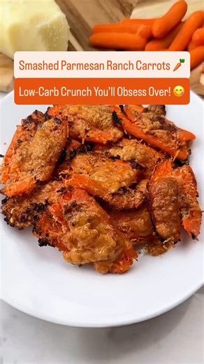 Smashed Parmesan Ranch Carrots 🥕🧀 Transform #carrots into a crispy, savory, and utterly delicious side dish! This simple method creates an incredible texture and flavor. While carrots have more carbs than some other veggies, they can absolutely be part of a balanced low-carb or keto lifestyle when enjoyed in mindful portions. 😋 What You Need: 🥕 1 bag of carrots (typically 1 lb) 🧀 1/2 cup grated Parmesan cheese 🌿 2 tbsp ranch seasoning 🫒 Olive oil (for drizzling) 🧂 Optional: Salt and pepp
