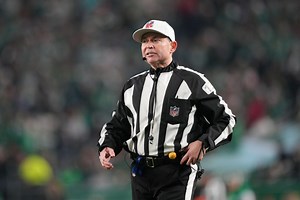 "What a joke" - Referee Brad Allen assigned to Week 18 primetime game after major blunder in Lions vs. Cowboys has NFL fans irked