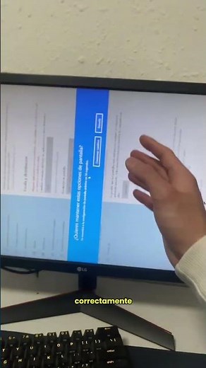 Here's how to change your screen orientation in Windows 10 ✅ #windows10