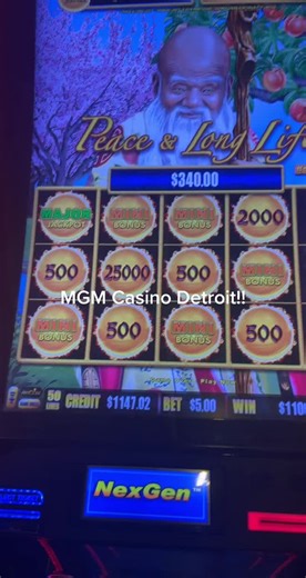 Big Win at MGM Detroit Casino on Slot Machine!