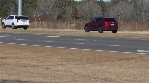 Pitt County investigators are working to solve the murder of local rapper Eric Horton Sr., known as Eazy-Roc. He was found dead in a ditch along MLK Jr. Highway Sunday night with multiple gunshot wounds. The case is being investigated as a homicide. https://wcti12.com/news/local/investigators-continue-probe-into-pitt-county-murder-of-local-rapper-eric-horton-sr | WCTI News 12