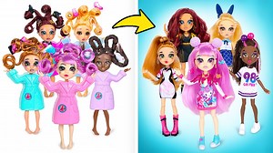 Muñecas FAILFIX ¡Hola a todos! Hoy tenemos invitados especiales. ¡Se trata de las muñecas Fail Fix! Chicos, estas muñecas estaban tratando de repetir los lifehacks que vieron en los blogs de belleza. ¡Y sus experimentos no tuvieron mucho éxito! Ahora necesitan nuestra ayuda para arreglar ese fallo de belleza y, por supuesto, les ayudaremos a estas preciosas! Así que, ¡vamos a hacer el unboxing de estas muñecas Fail Fix ahora mismo! | SUPER SLICK SLIME SAM