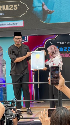 147K views · 5.5K reactions | Alhamdulillah minggu ni kita officially dapat Malaysia Book of Records untuk jualan satu juta ringgit terpantas di TikTokShop semasa launching Dendeng Nyet bulan lepas. This is a new milestone for me and my team. Kita takkan boleh buat semua ni tanpa sokongan daripada anda semua. Thanks guys - Khairulaming | Rasapop | Facebook