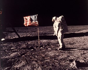 Apollo 11: T 50 years