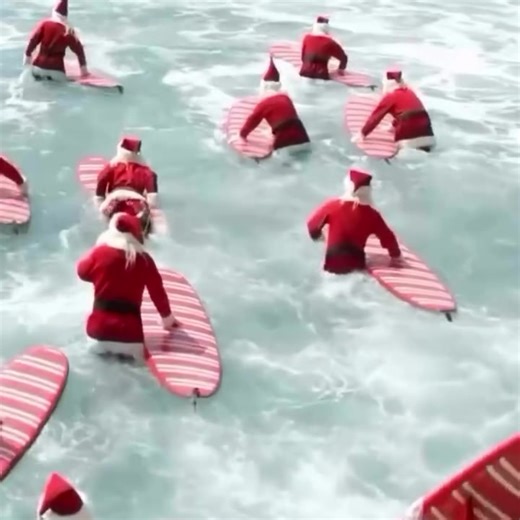 Forget the reindeers, today Santa surfs 🎅🏻 💦 Full lineup of legends spreading the Christmas cheer, one wave at a time 🎄✨ #MerryChristmas #SurfingSanta #WAsurfers #SurfingWA | Surfing Western Australia