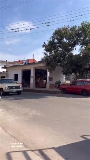 #EventosEntreBarrancas || INVITAN AL “LAMBERTAZO” 2026 RECORRIDO POR BOCA DEL MONTE; SI TIENES UNA CAMIONETA CLÁSICA ÚNETE Este domingo es la segunda edición del “Lambertazo” donde amantes de las camionetas clásicas se reúnen y conviven. Si tienes una camioneta Ford o Chevrolet del año 1960 al 2000, ¡únete! La salida será de Comapa rumbo a la hacienda de Boca del Monte y terminará en el Capricho. Evento 100% familiar sin costo. Entre Barrancas GCM | ENTRE BARRANCAS GCM