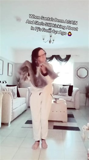 jeannie5bellies (@dancingqueenager)’s videos with Away With The Fairies - Ruby Roberts