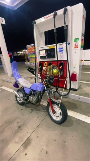 🏍❤️‍🔥 #エイプ50 #オヌヌメ #単車 #昭和仕様 #ガソスタ映え?? #旧車會 #旧車会 #カスタム #レブル女子 #コール #bikelife #街道レーサー #ツーリング