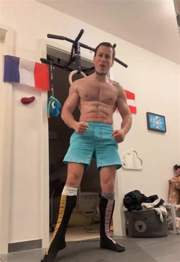 Biceps Workout with Chin-Ups & Space Fun