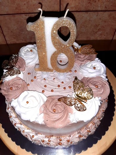 Za ljubitelje kremastih čokoladnih torti ČOKOLADNA FANTAZIJA TORTA#youtubeshorts #shorts #youtube