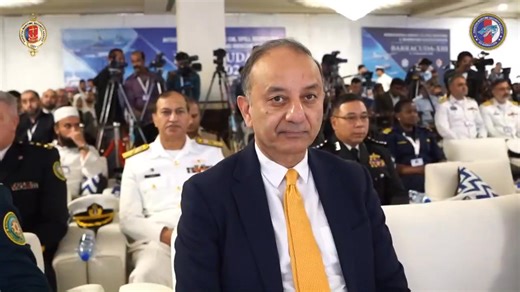 #EXERCISE_BARRACUDA–XIII COMMENCES AT #KARACHI Pak Navy ISPR #PakistanNavy 9 December 2025, KARACHI: International Exercise #BARRACUDA-XIII formally commenced today at Headquarters Pakistan Maritime Security Agency (PMSA). The proceedings began with a flag-hoisting ceremony followed by wreath laying at the #PMSA Shuhada's Monument. The ceremony was attended by observers from 22 friendly countries and organizations, along with officers of Pakistan Navy and PMSA. Exercise BARRACUDA-XIII is schedul