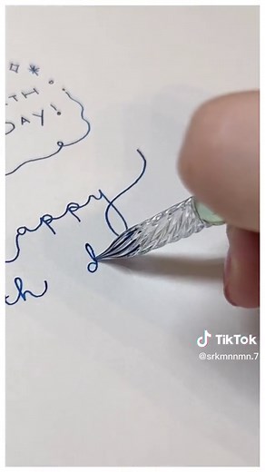 ハッピーバースデー 筆記体 | 嬉しい手書き方法を紹介！