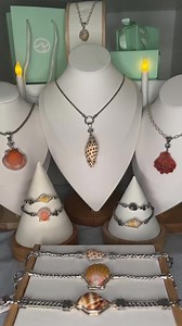 Bringing some fall colors your way! 🍁Check out these gorgeous seashell jewelry pieces. 🐚 All one of a kind, and all available on our website. 🎉 • • #seashelljewelry #handcraftedjewelry #beachcombers #marcoisland #seashells #seaglass #oceansoul #oceaninspired #junonia #lionspaw #rareshells #islandlife | Ocean Soul