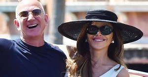 Diaporama : Lauren Sánchez, nouvelle épouse du milliardaire Jeff Bezos : un objet à 10 millions de dollars lui serait passé sous le nez