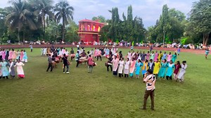Mega Jhumur Dance. Jhumar is an Indian folk dance. Today at Kalakhetra Rehearsal Time with Pankaj Igti Sir. Everyone has the right to introduce themselves. This time Jhumur dance is being taught to a large number of people among you all. It is a matter of happiness for us and we all should join it immediately.Jhumur The musical instruments used are Mandar, Dhol, Tal, Nagara, Bansuri.the Indian states of Assam, Odisha, Jharkhand, Chhattisgarh, Bihar and West Bengal. It is folk dance of Sadan. | M