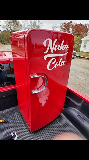 Had a lot of fun bringing some life back into this old girl #fallout #restoration