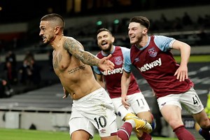 The 2020/21 Goal of the Season could only go to one man... 🏆 Manuel Lanzini An unforgettable game and an unforgettable goal. Well deserved from our 💎 | West Ham United