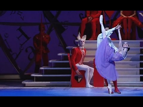 Alice's Adventures in Wonderland - Knave of Hearts Pas de deux (The Royal Ballet)