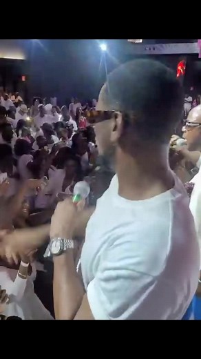 L’argent Money (Cedis, Cfa - Euro - Dollars) tous étaient au rendez-vous Concert Belgique. Merci a tous nos fans. #toofan #tiktok #fyp #prtoi