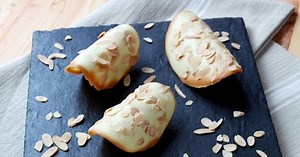 How to Make Classic Almond Tuiles