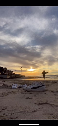 Sometimes you just gotta run on the beach #WhenRiftanSays #ThanksandGiving #christmas #beach #socal